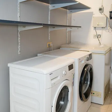 Modern 2-level With Balcony In By Flat Mаnager Apartamento Varna