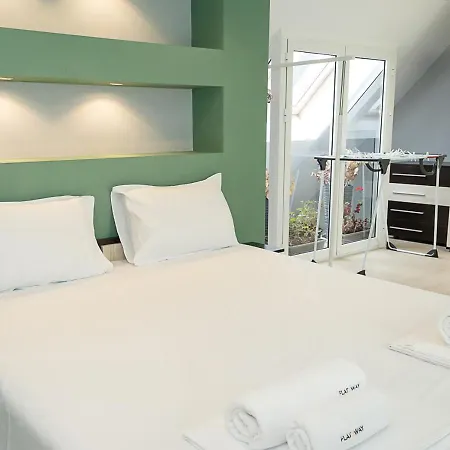 Modern 2-level With Balcony In By Flat Mаnager Apartamento *