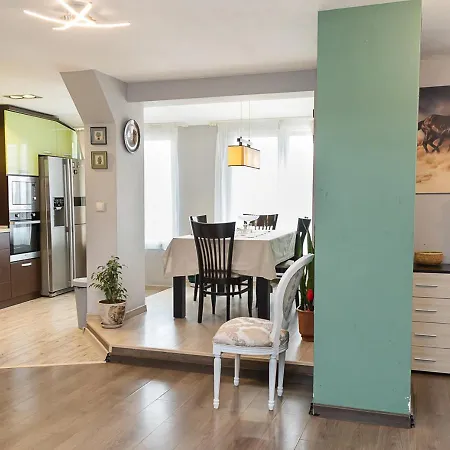 Modern 2-level With Balcony In By Flat Mаnager Apartment